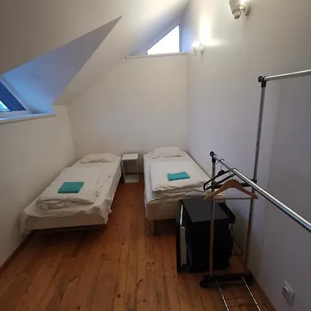 A&l Private In בית הארחה